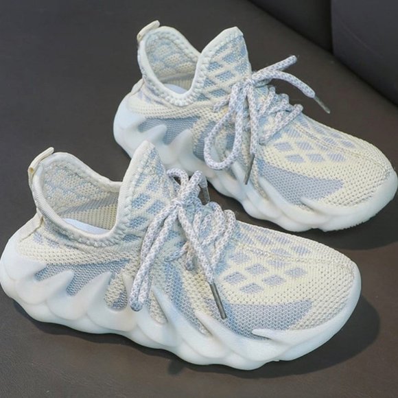 Childrens Colorblock Gym Shoes - Picture 5 of 7